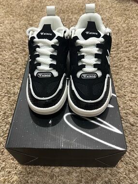 WATSON K FLIP SNEAKERS (BLACK/WHITE)